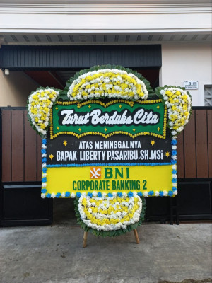 Papan Bunga Duka di Bonan Dolok