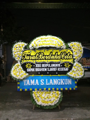 Papan Bunga Duka di Bonan Dolok